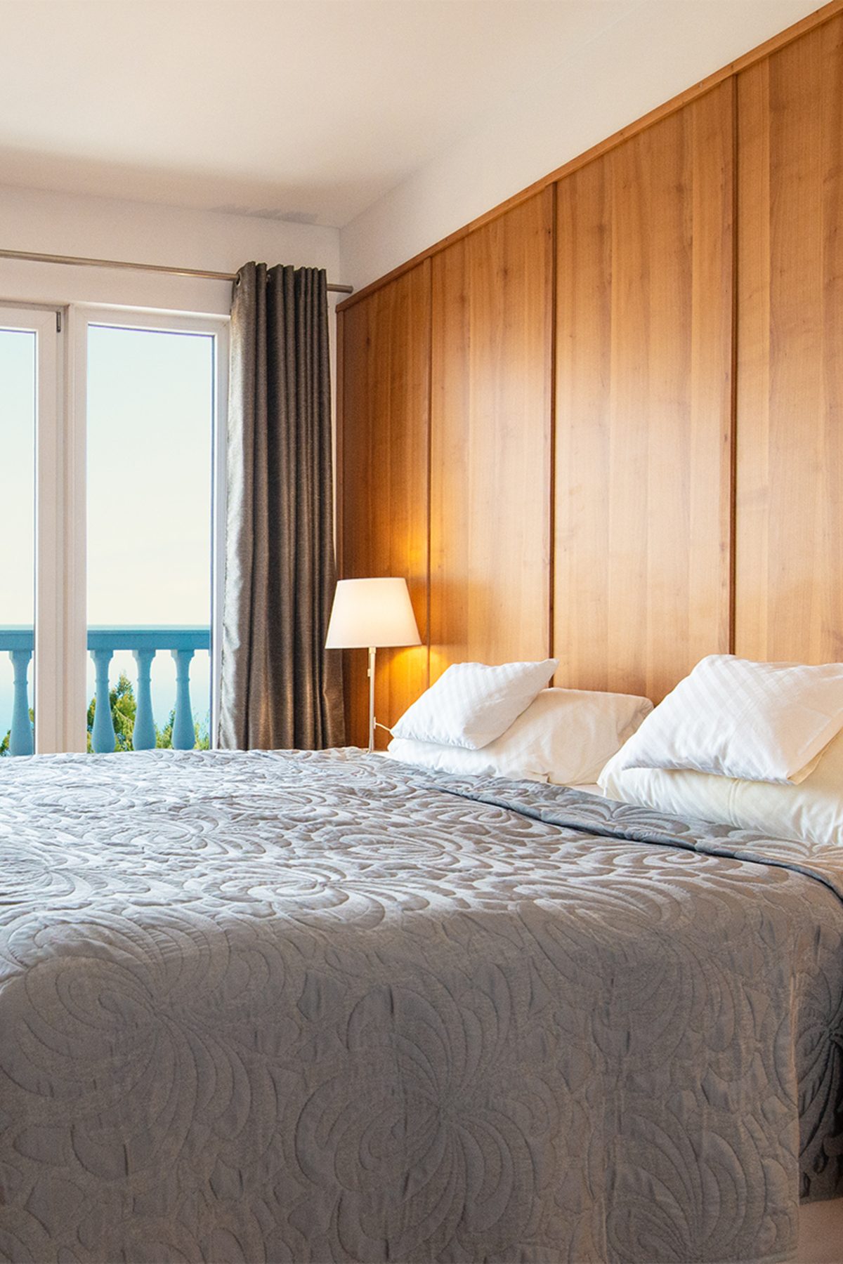 17 Gastzimmer 2 Totale Seite RGB small (1)